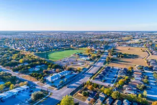 1001 Lantana Ct, Leander, TX 78641 - Photo 35