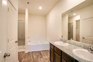 19024 Quiet Range Dr, Elgin, TX 78621 - Photo 17