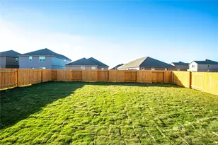 19024 Quiet Range Dr, Elgin, TX 78621 - Photo 29