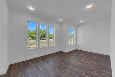 515 Sun Ray, Horseshoe Bay, TX 78657 - Photo 5