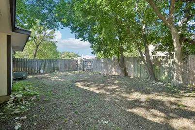 1801 Twisted Oak Drive, Leander, TX 78641 - Photo 25