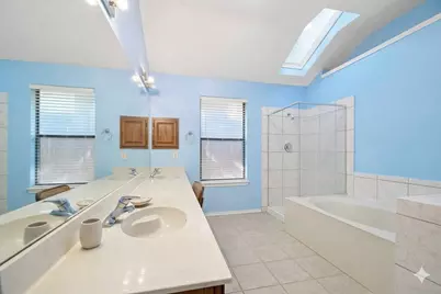 1801 Twisted Oak Drive, Leander, TX 78641 - Photo 15