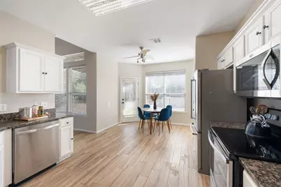 207 Wesley Ridge Drive, Spicewood, TX 78669 - Photo 11