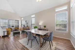 207 Wesley Ridge Dr, Spicewood, TX 78669 - Photo 9