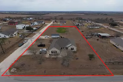 106 Luna Vista Cove, Del Valle, TX 78617 - Photo 1