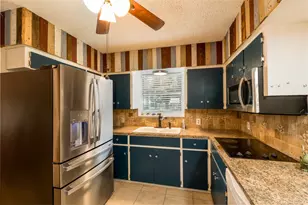 531 Sierra Dr, Rockdale, TX 76567 - Photo 11