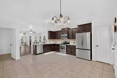 671 Tumlinson Fort Way, Round Rock, TX 78664 - Photo 11
