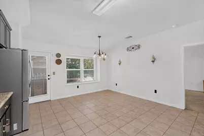 671 Tumlinson Fort Way, Round Rock, TX 78664 - Photo 13