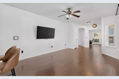 671 Tumlinson Fort Way, Round Rock, TX 78664 - Photo 7