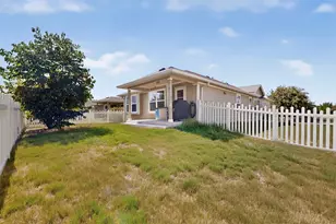 671 Tumlinson Fort Way, Round Rock, TX 78664 - Photo 37