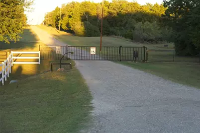 1135 Private Road 7039, Lexington, TX 78947 - Photo 7