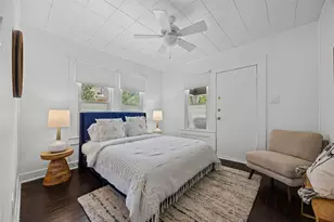2702 E 22nd St, Austin, TX 78722 - Photo 17
