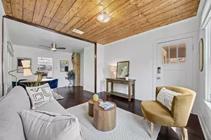 2702 E 22nd St, Austin, TX 78722 - Photo 3