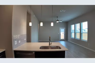 4806 Warm Wassail Drive, Austin, TX 78747 - Photo 7