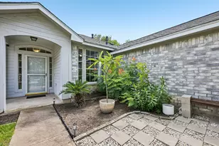 14611 Highsmith St, Austin, TX 78725 - Photo 5