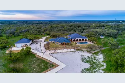 761 Allison Lane, San Marcos, TX 78666 - Photo 3