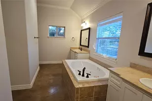 2516 La Ventana Pkwy, Driftwood, TX 78619 - Photo 15