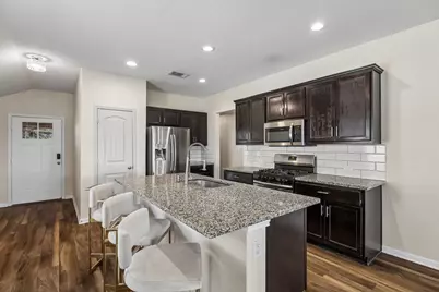 1445 Fairhaven Gateway, Georgetown, TX 78626 - Photo 5