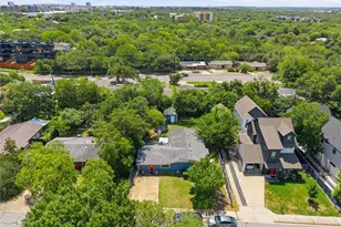 4611 S 2nd St, Austin, TX 78745 - Photo 33