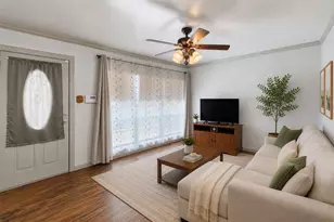 4611 S 2nd St, Austin, TX 78745 - Photo 17