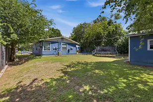 4611 S 2nd St, Austin, TX 78745 - Photo 31