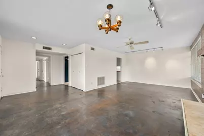 2100 Highgrove Terrace, Austin, TX 78703 - Photo 9