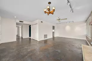 2100 Highgrove Terrace, Austin, TX 78703 - Photo 9