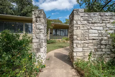 2100 Highgrove Terrace, Austin, TX 78703 - Photo 29