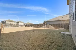 220 Wonderful Life Way, Jarrell, TX 76537 - Photo 33