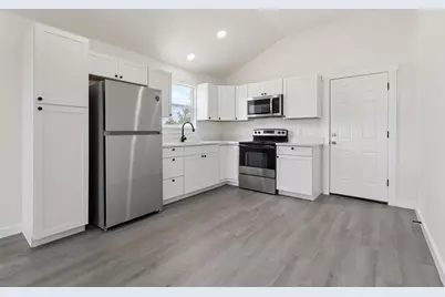 1087 Schubert Lane #C, Kyle, TX 78640 - Photo 7