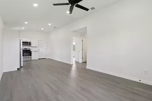 1087 Schubert Ln, Kyle, TX 78640 - Photo 5