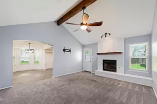 1006 Cresswell Dr, Pflugerville, TX 78660 - Photo 5