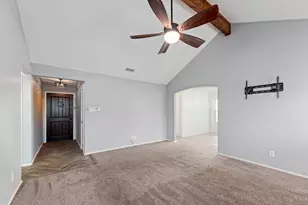 1006 Cresswell Dr, Pflugerville, TX 78660 - Photo 9
