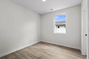 3611 Munson St, Austin, TX 78721 - Photo 29