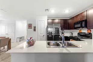 17701 Oso Cv, Elgin, TX 78621 - Photo 3