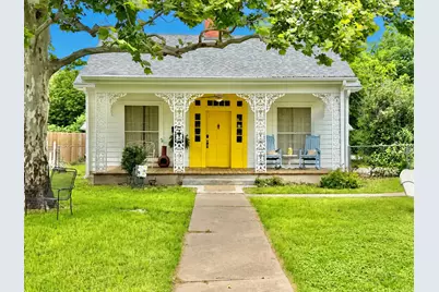 706 W 11th Street, Taylor, TX 76574 - Photo 37