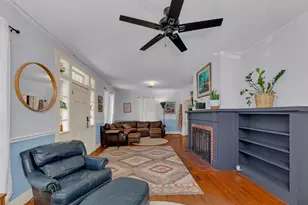 706 W 11th St, Taylor, TX 76574 - Photo 9