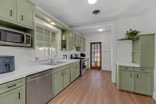706 W 11th St, Taylor, TX 76574 - Photo 19