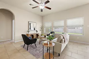 221 Loch Lomond St, Hutto, TX 78634 - Photo 9