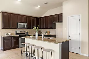 221 Loch Lomond St, Hutto, TX 78634 - Photo 11