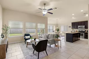 221 Loch Lomond St, Hutto, TX 78634 - Photo 5