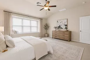 221 Loch Lomond St, Hutto, TX 78634 - Photo 17