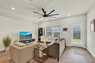 113 Moonrise Drive, San Marcos, TX 78666 - Photo 5