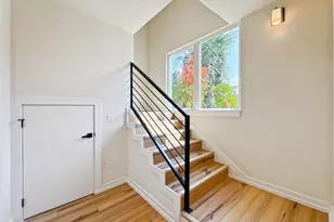 2309 Montopolis Dr, Austin, TX 78741 - Photo 13