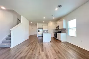 10501 Steinbeck Dr, Austin, TX 78747 - Photo 9