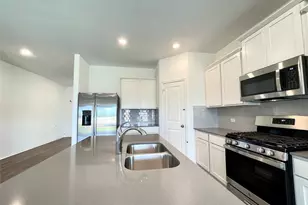 10501 Steinbeck Dr, Austin, TX 78747 - Photo 15