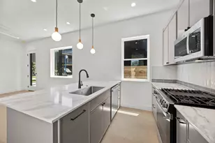 6502 Porter St, Austin, TX 78741 - Photo 5