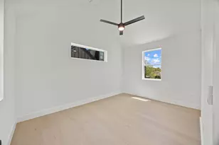6502 Porter St, Austin, TX 78741 - Photo 13