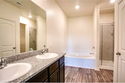 220 Sunnymeade Lane, Jarrell, TX 76537 - Photo 9