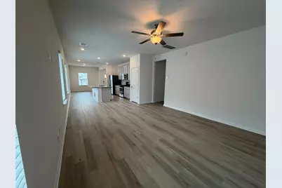 109 Maple Hedge Road, Hutto, TX 78634 - Photo 7